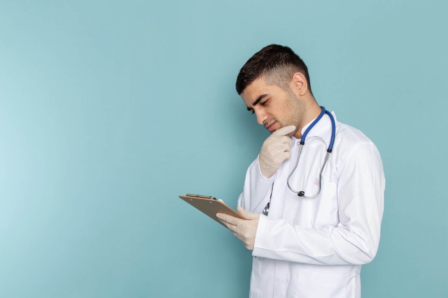 Online Dr sick note is a digitally issued medical certificate provided by a licensed doctor to confirm illness or injury for work, school, or official purposes.
